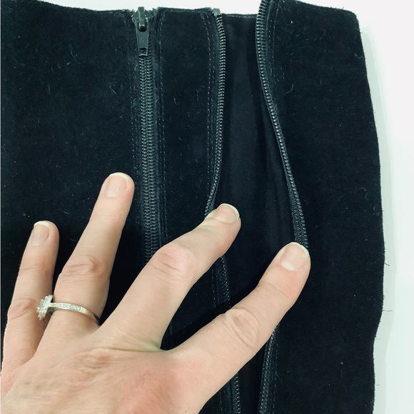 Comfy stylish tall boots on medium wedge heel 🖤🖤 - Picture 7 of 15